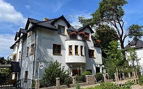 Willa 4 Pory Roku&Uznam